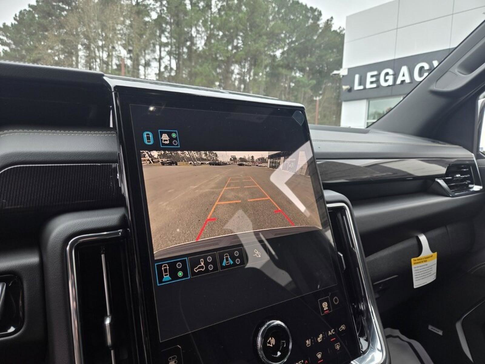 New 2026 GMC Yukon XL Elevation w/ Elevation Premium Package image 18