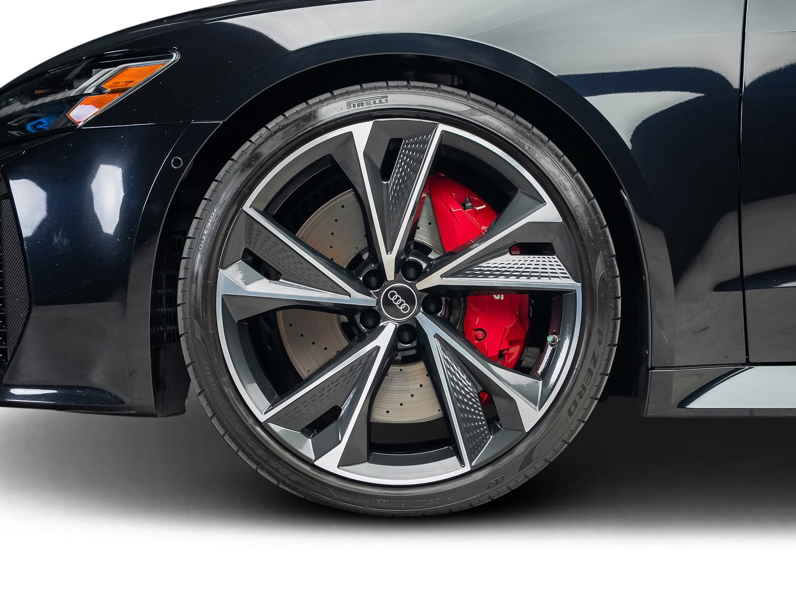Used 2022 Audi RS 7 Sportback AWD/4WD image 26