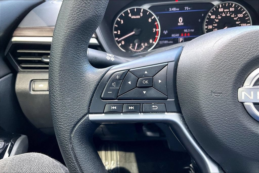 Used 2023 Nissan Altima 2.5 SV AWD/4WD image 18