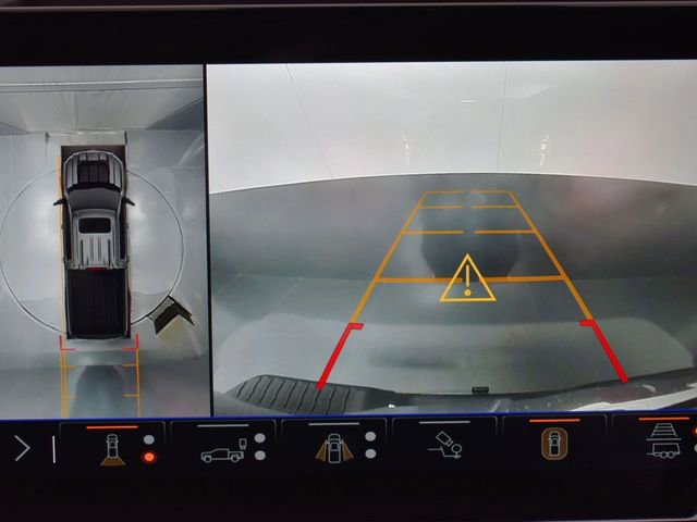 Used 2025 Chevrolet Silverado 1500 ZR2 w/ Technology Package image 31