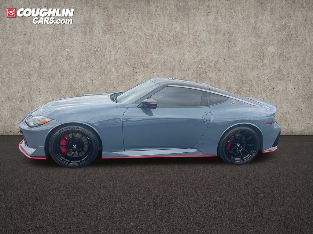Used 2024 Nissan Z NISMO w/ Floor Mat Package RWD image 2