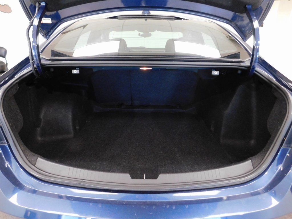 Used 2019 Chevrolet Malibu LT image 78