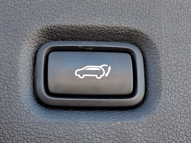 Certified 2022 Hyundai Santa Fe Limited w/ Cargo Package image 27