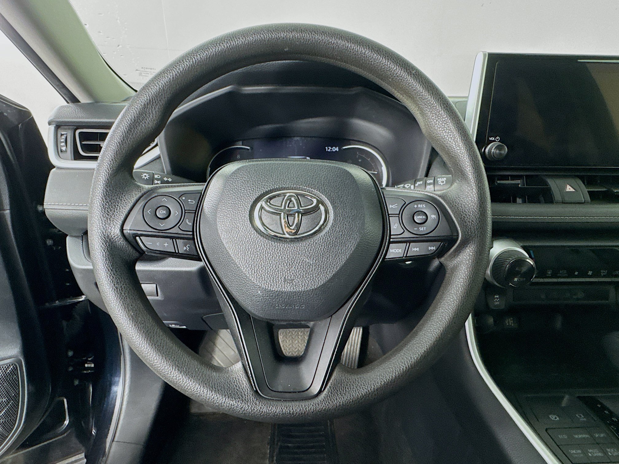 Certified 2024 Toyota RAV4 XLE AWD/4WD image 11
