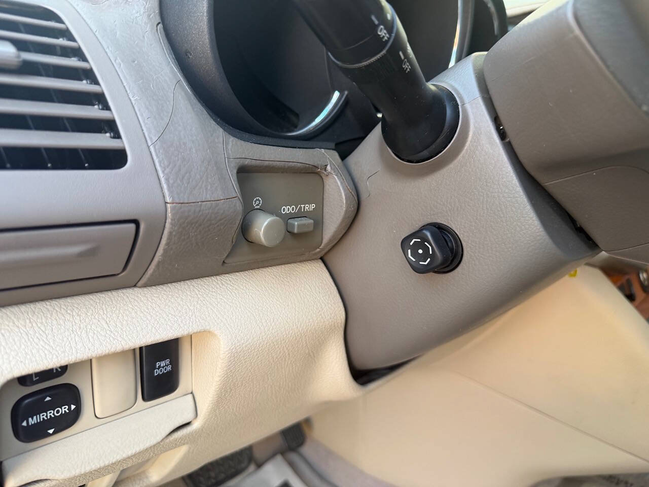 Used 2006 Lexus RX 330 FWD image 23