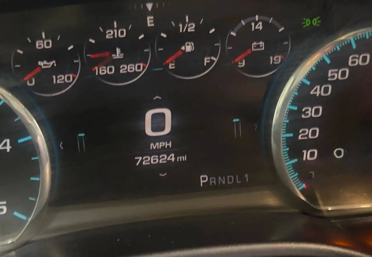 Used 2018 GMC Sierra 2500 Denali w/ Duramax Plus Package AWD/4WD image 34