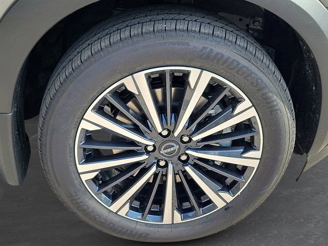New 2026 Nissan Pathfinder Platinum FWD image 8
