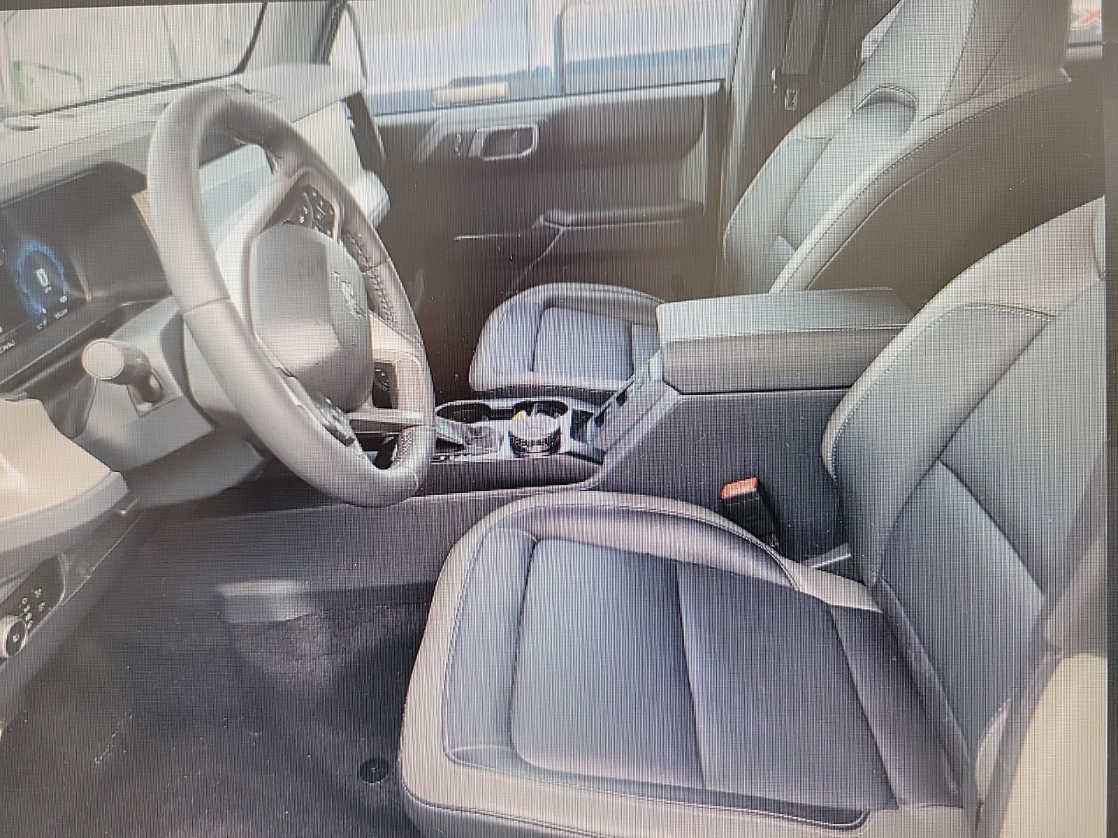 Used 2025 Ford Bronco Outer Banks image 5