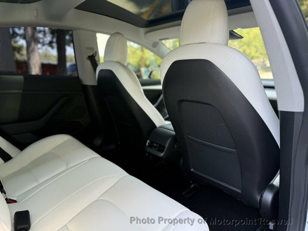 Used 2022 Tesla Model 3 Long Range AWD/4WD image 19