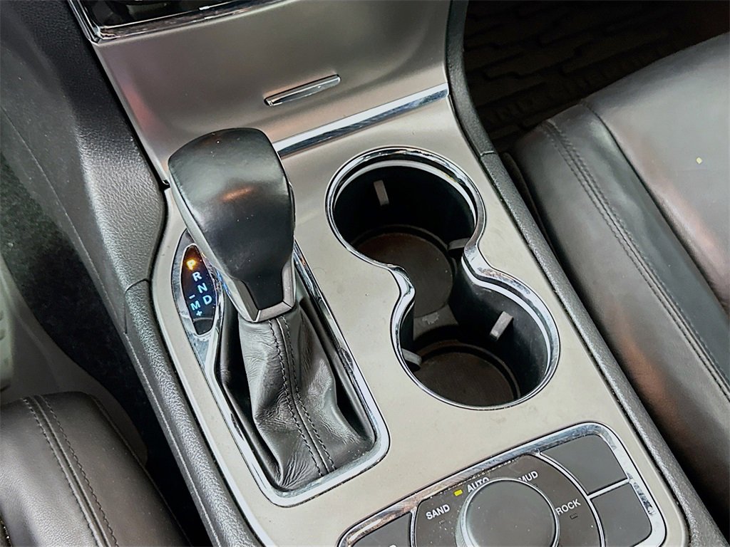 Used 2021 Jeep Grand Cherokee Limited image 17