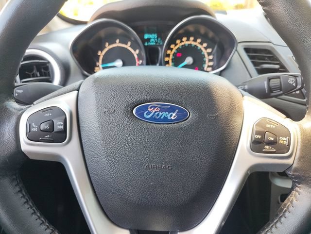 Used 2015 Ford Fiesta SE FWD image 22