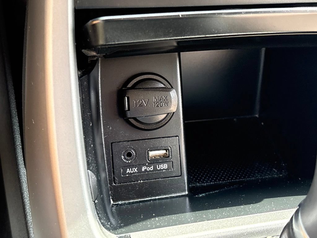 Used 2015 Hyundai Elantra SE w/ Option Group 02 FWD image 14