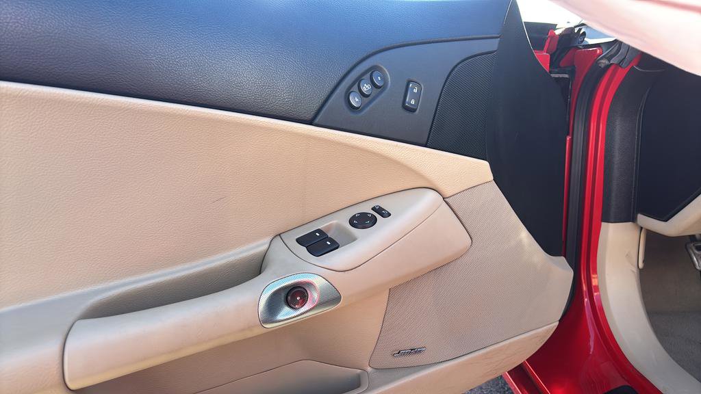 Used 2005 Chevrolet Corvette Convertible w/ Preferred Equipment Group image 10