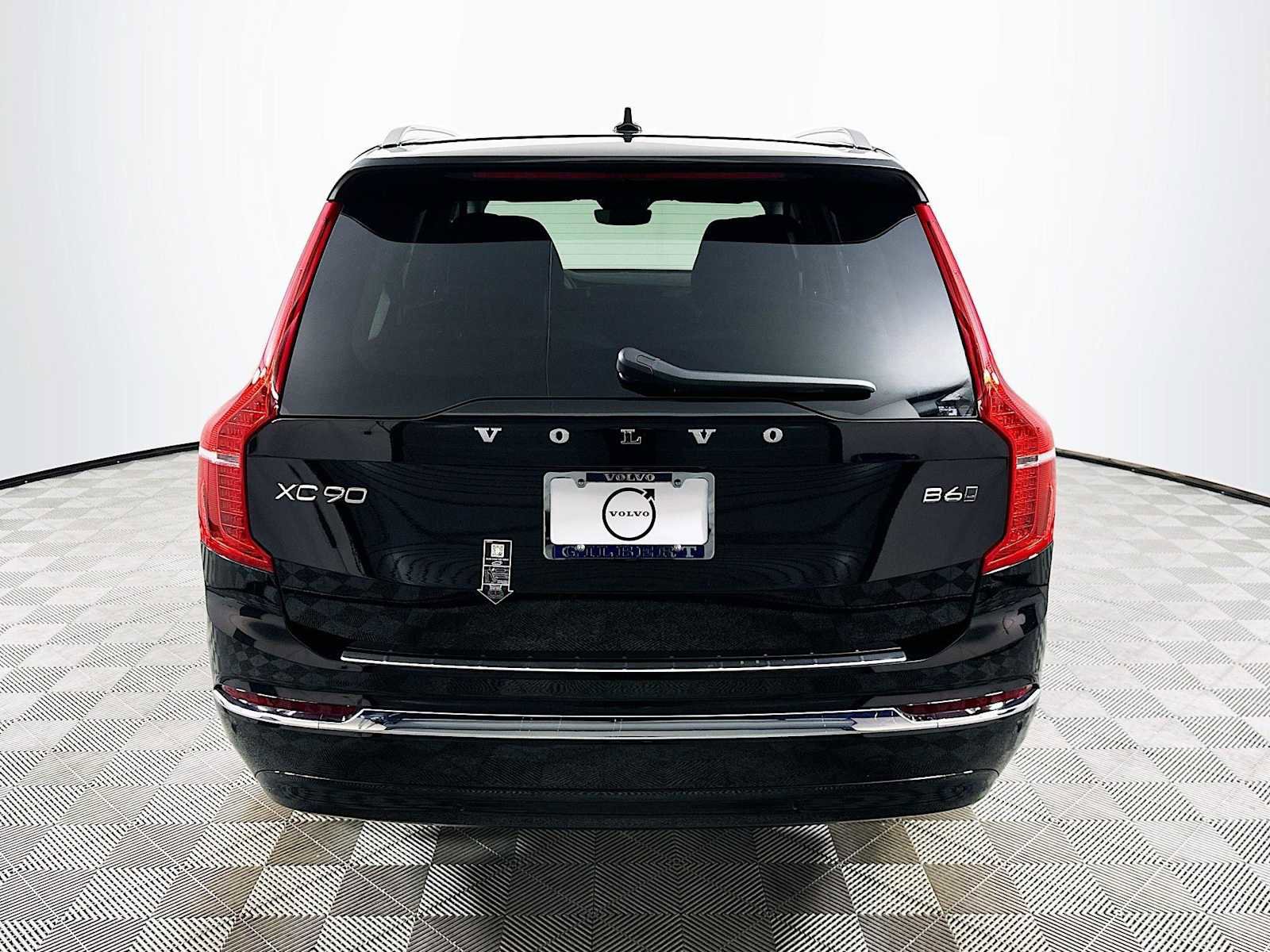 Used 2025 Volvo XC90 B6 Plus w/ Protection Package Premier image 5