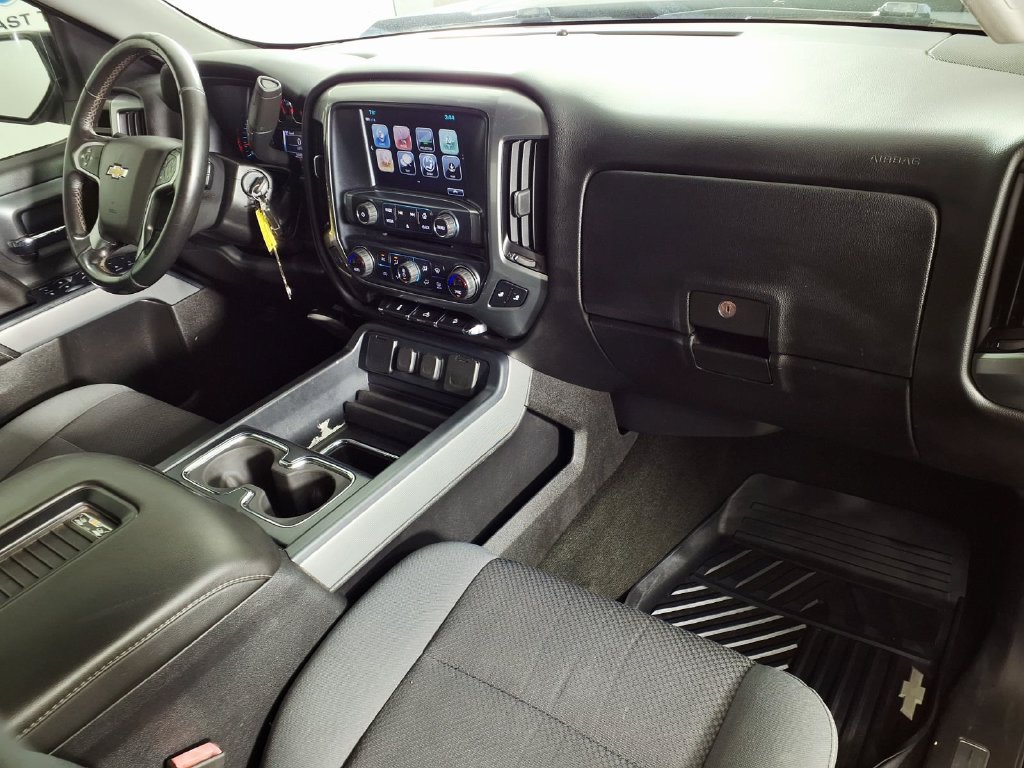 Used 2018 Chevrolet Silverado 1500 LT w/ Texas Edition AWD/4WD image 13