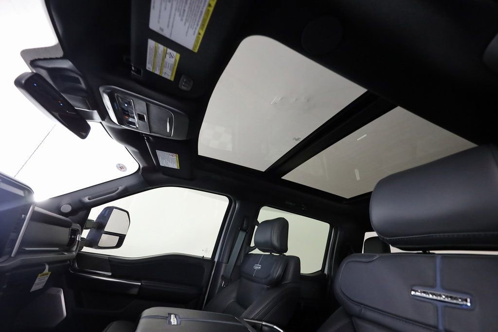 Used 2025 Ford F250 Platinum image 18