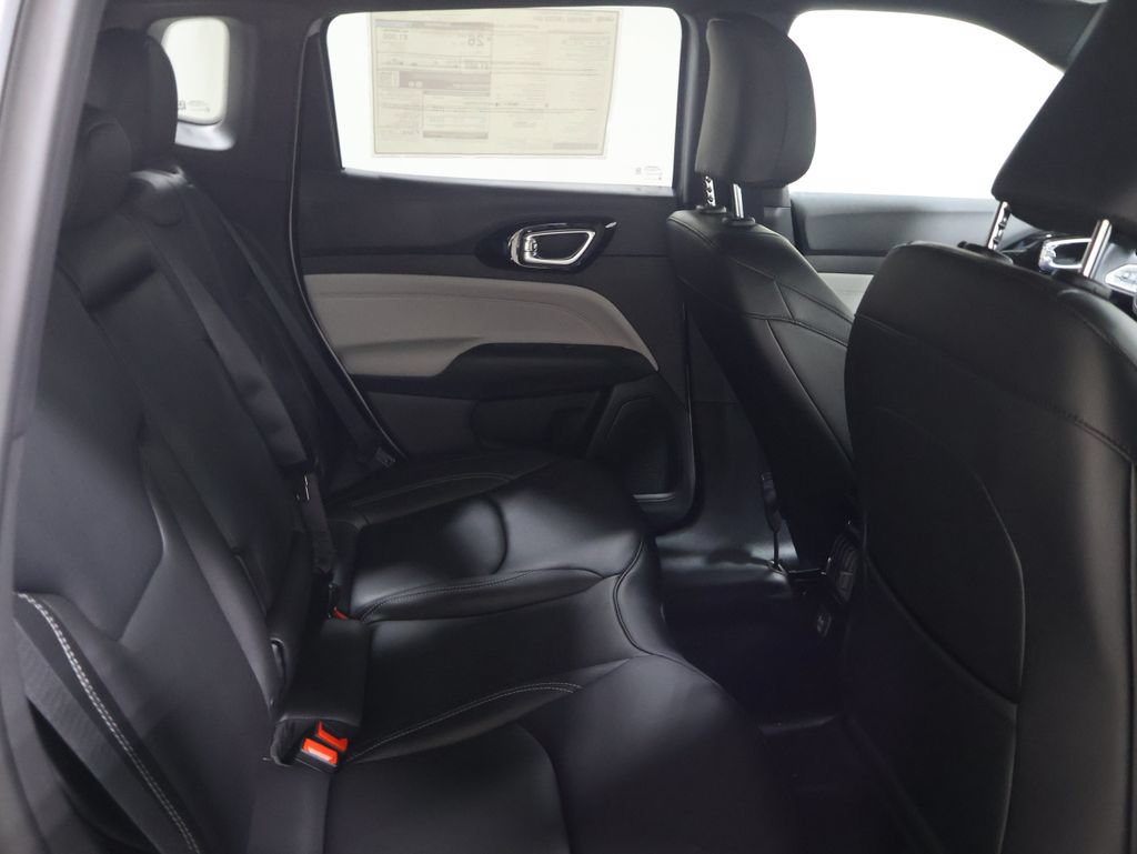 New 2026 Jeep Compass Limited AWD/4WD image 14