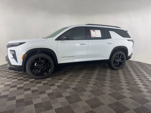 Used 2026 Chevrolet Traverse RS w/ LPO, Floor Liner Package image 5