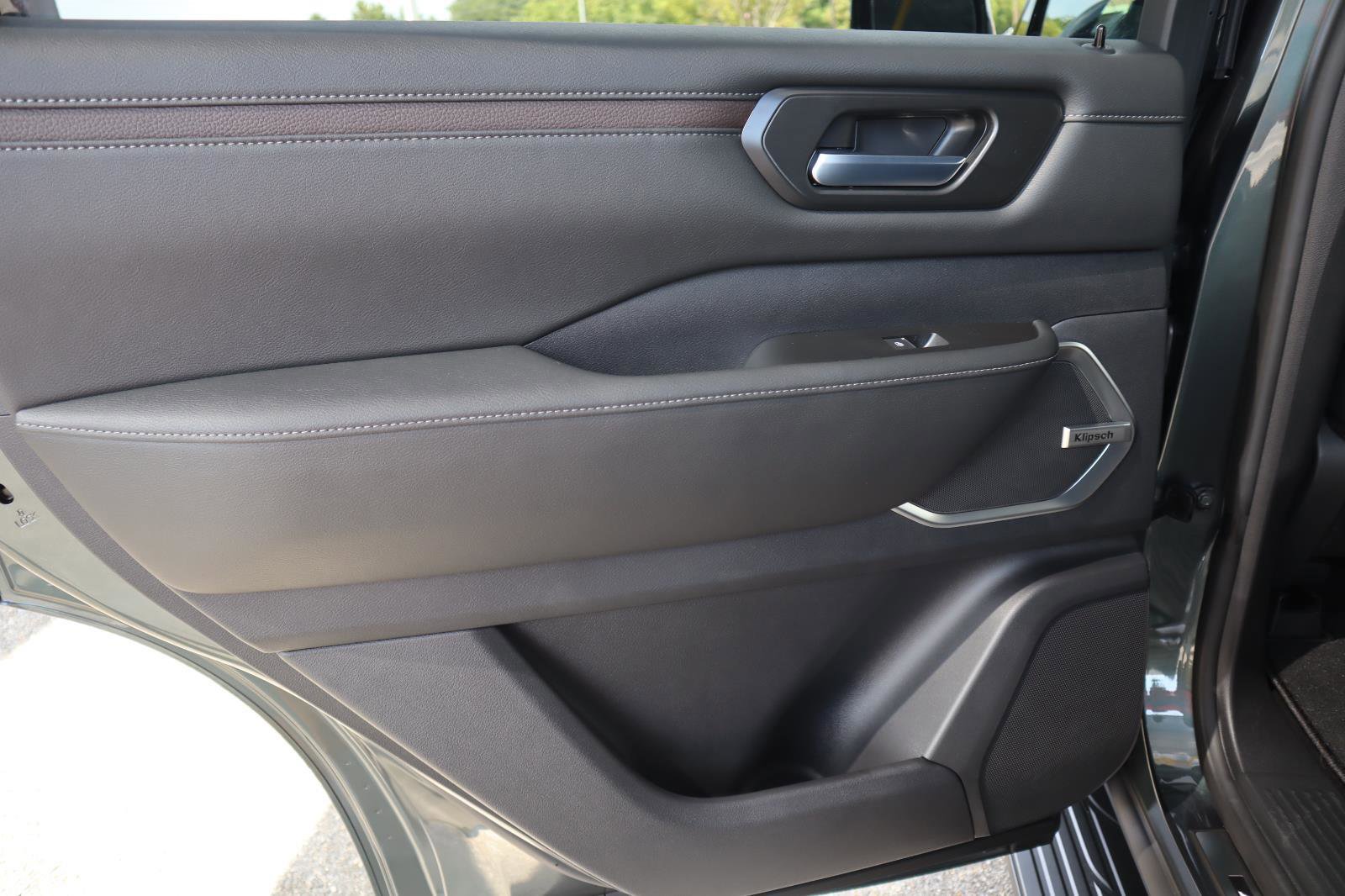 New 2026 Nissan Armada Platinum w/ Convenience Package image 36