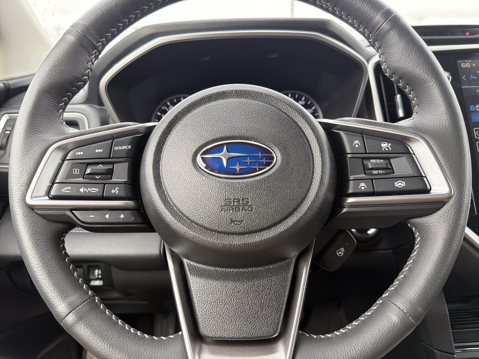 Used 2025 Subaru Ascent Limited w/ Popular Package #2 AWD/4WD image 27
