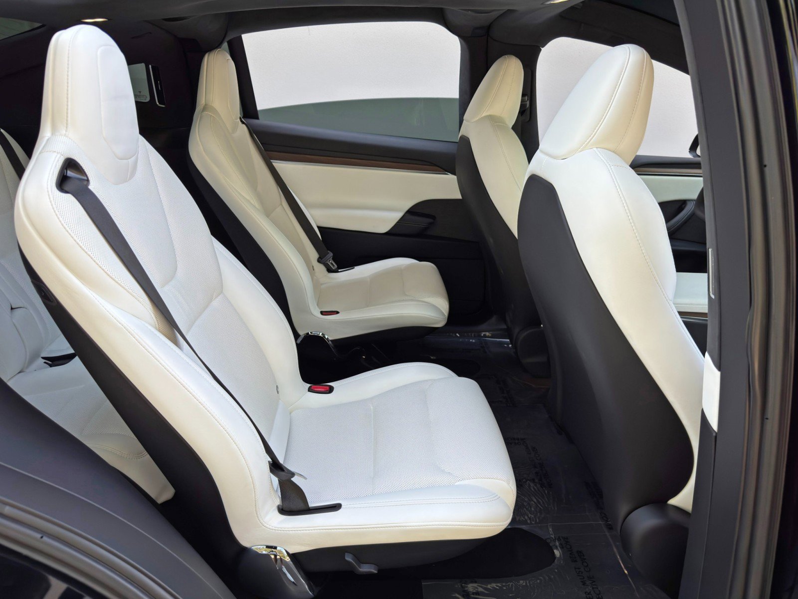 Used 2023 Tesla Model X AWD/4WD image 44