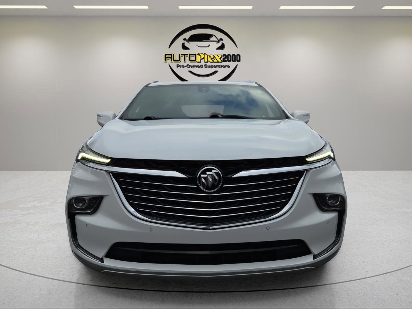 Used 2024 Buick Enclave Premium image 2