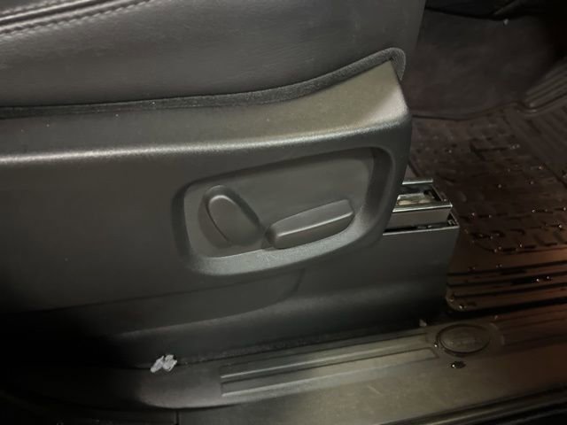 Used 2016 Land Rover LR4 HSE LUX image 66