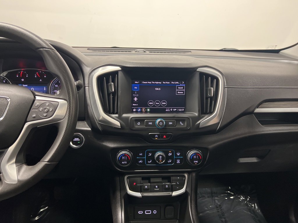 Certified 2022 GMC Terrain SLE w/ Driver Convenience Package image 15