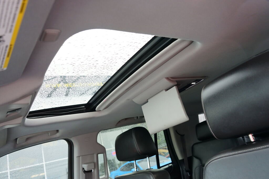 Used 2015 GMC Yukon SLT w/ Open Road Package image 13