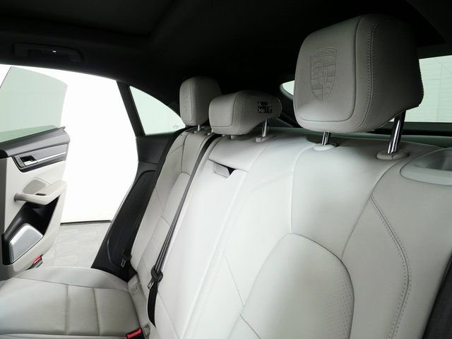 New 2026 Porsche Macan 4S Electric image 22