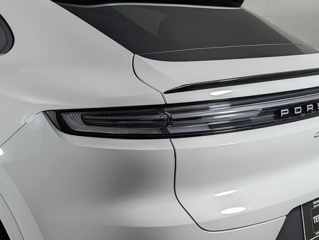 New 2026 Porsche Cayenne Coupe AWD/4WD image 16