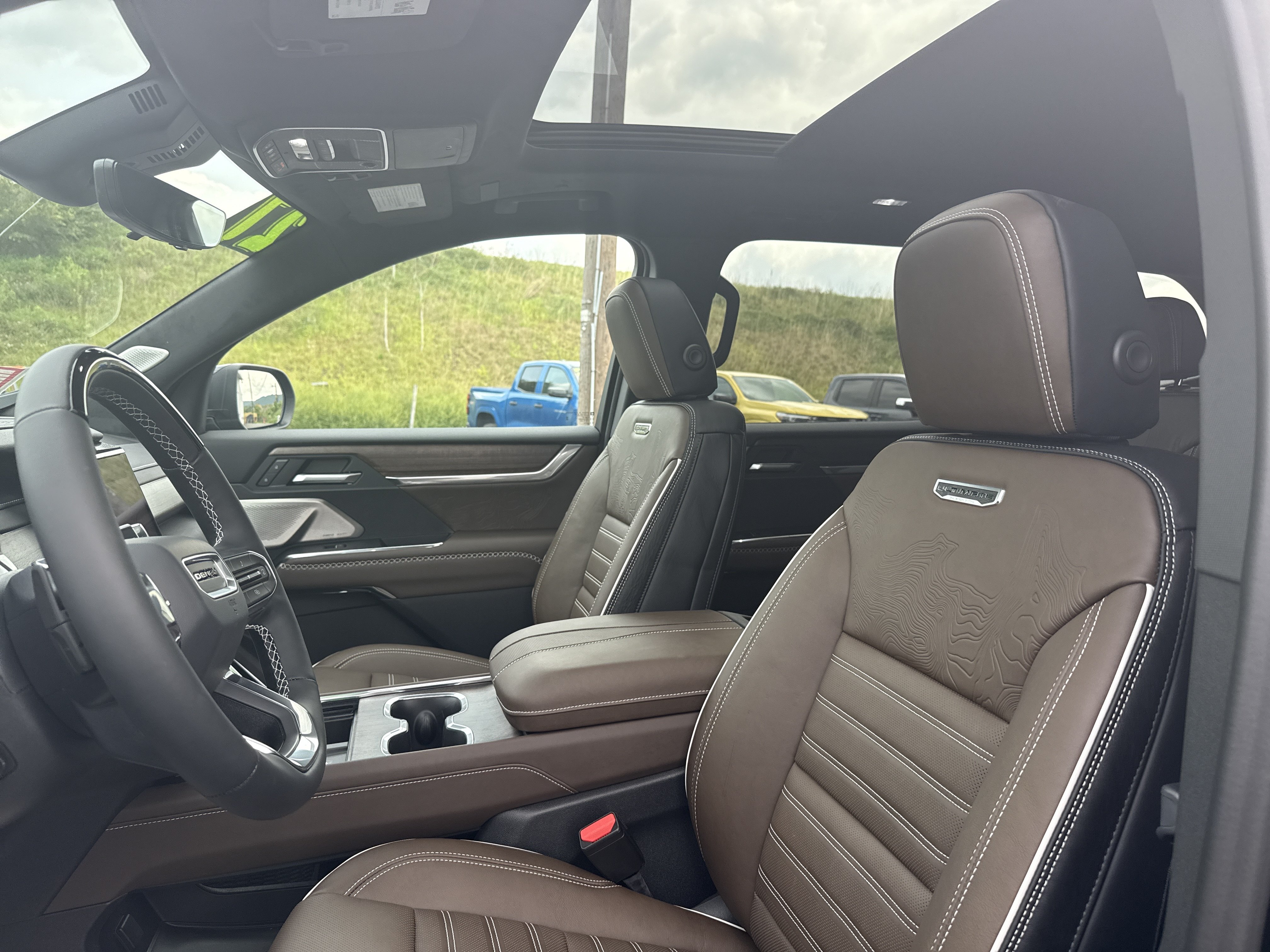 New 2027 GMC Acadia Denali Ultimate AWD/4WD image 8