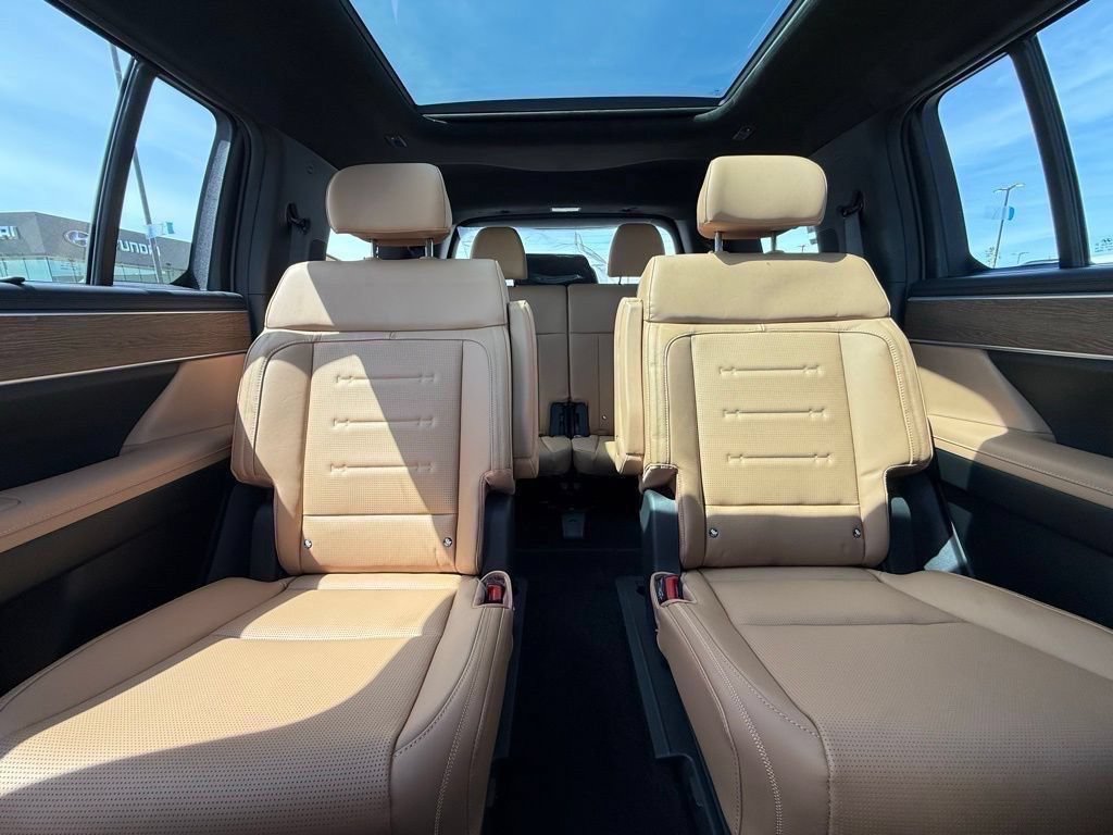 New 2026 Hyundai Santa Fe Limited FWD image 29