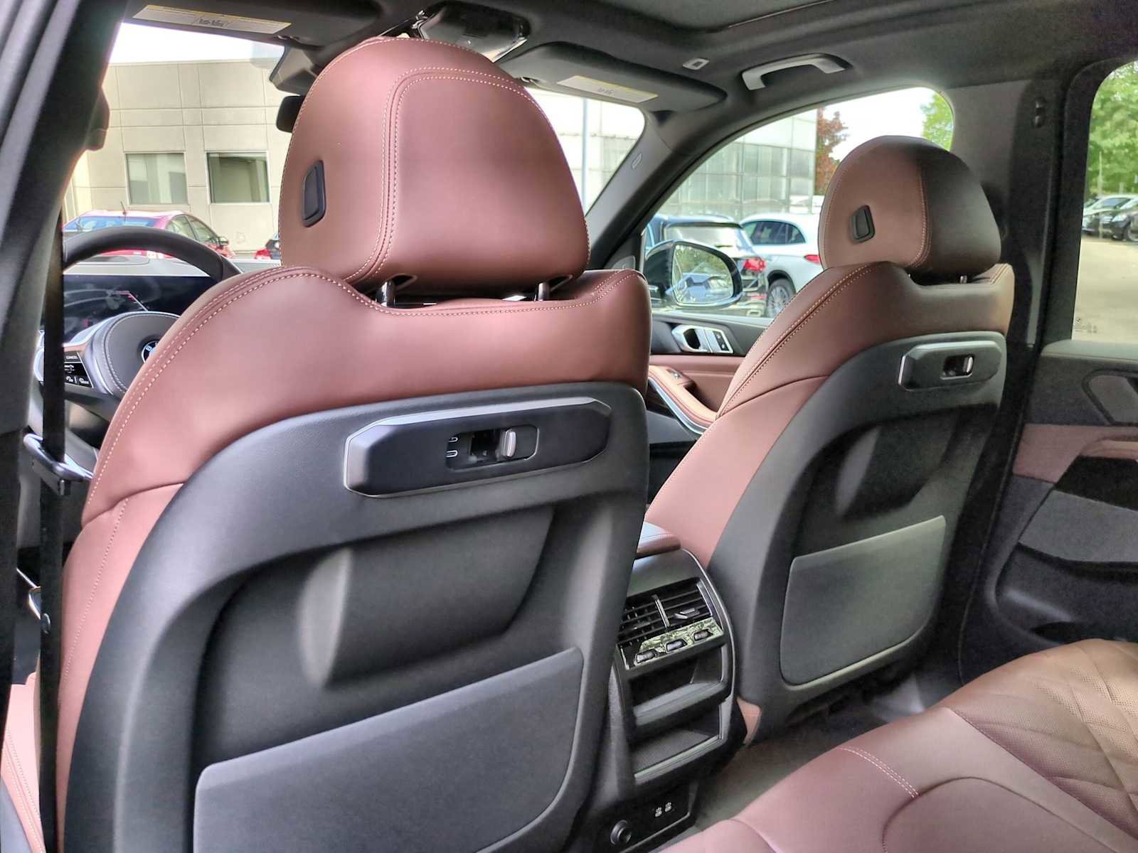 New 2026 BMW X5 xDrive40i w/ M Sport Package image 18