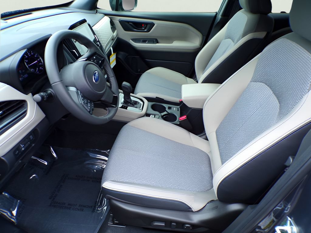 Certified 2025 Subaru Forester Premium AWD/4WD image 17