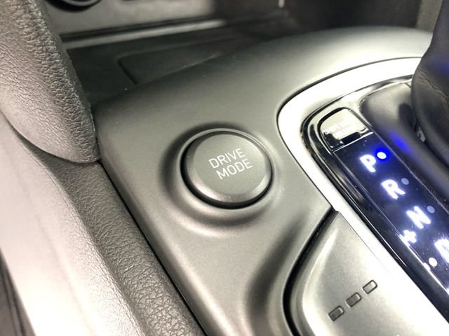 Used 2020 Hyundai Kona Limited AWD/4WD image 29