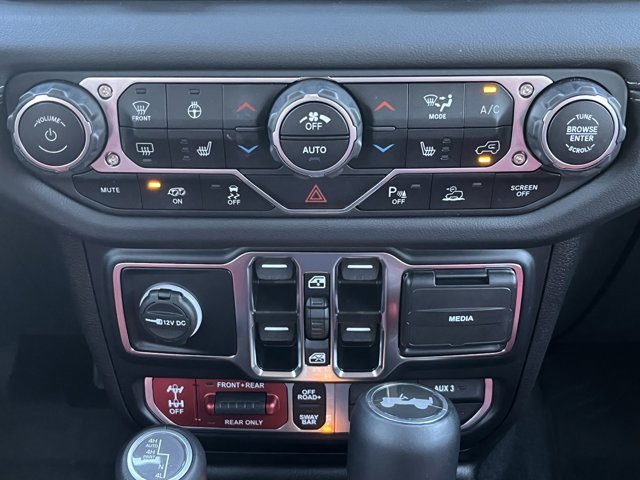Used 2024 Jeep Wrangler Unlimited Rubicon 392 image 21