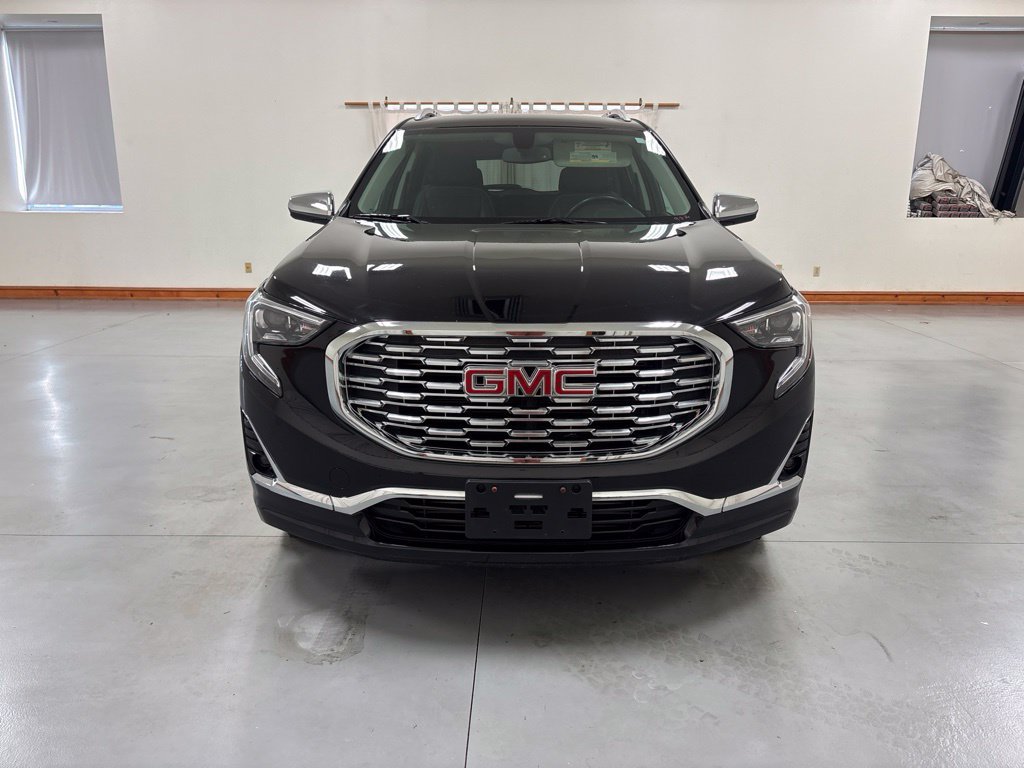 Used 2019 GMC Terrain Denali FWD image 3