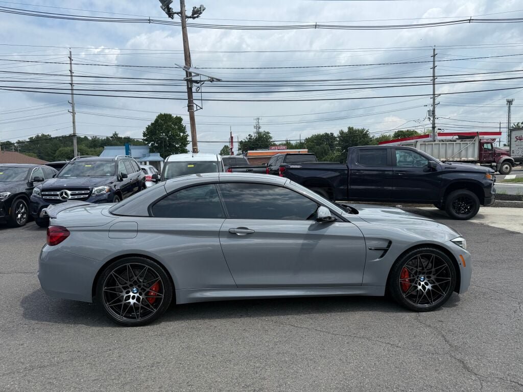 Used 2020 BMW M4 Convertible w/ Competition Package RWD image 8
