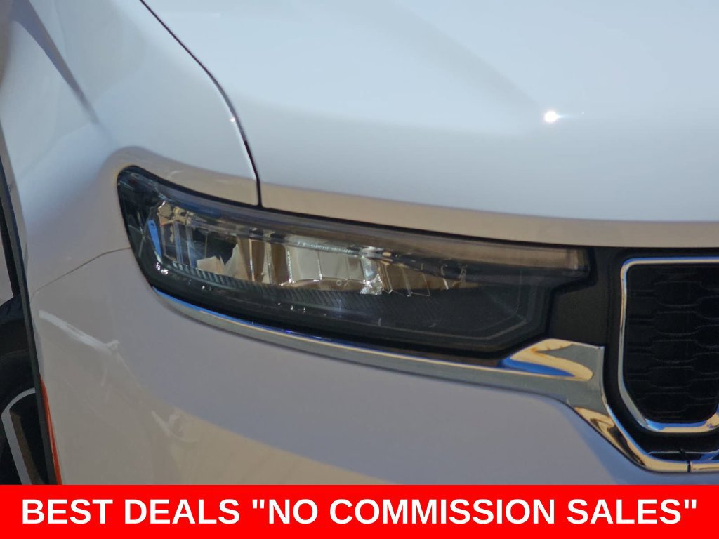 New 2027 Jeep Grand Cherokee Laredo X AWD/4WD image 34