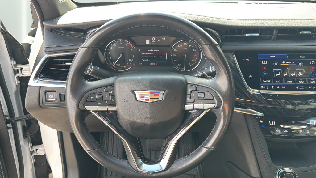 Certified 2024 Cadillac XT6 Premium Luxury FWD image 13