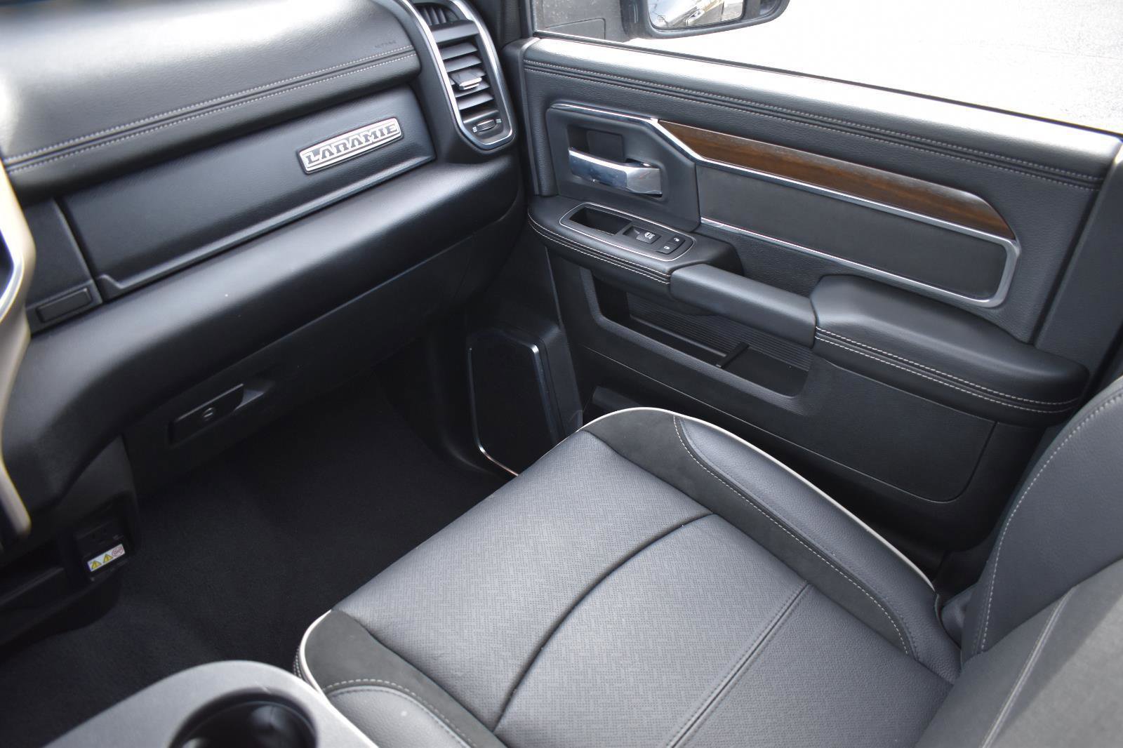 Used 2024 RAM 2500 Laramie w/ Safety Group image 21