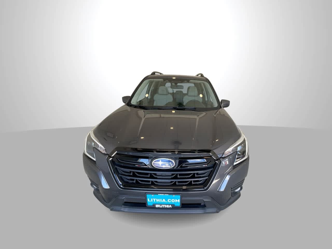 Used 2022 Subaru Forester Premium AWD/4WD image 3