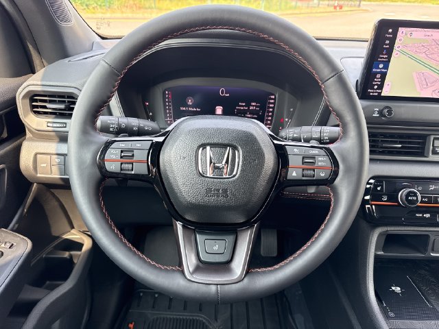 Used 2026 Honda Pilot TrailSport image 22