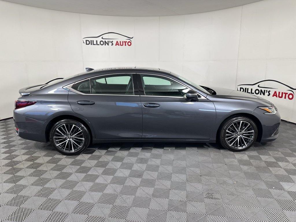 Used 2023 Lexus ES 250 w/ Premium Package AWD/4WD image 7