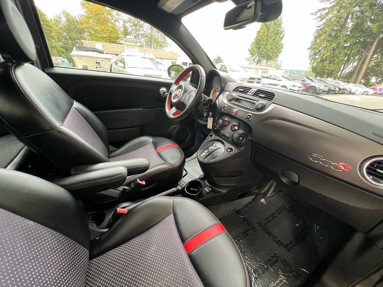 Used 2015 FIAT 500 e FWD image 31