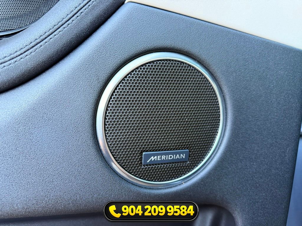 Used 2023 Land Rover Discovery Sport S image 15