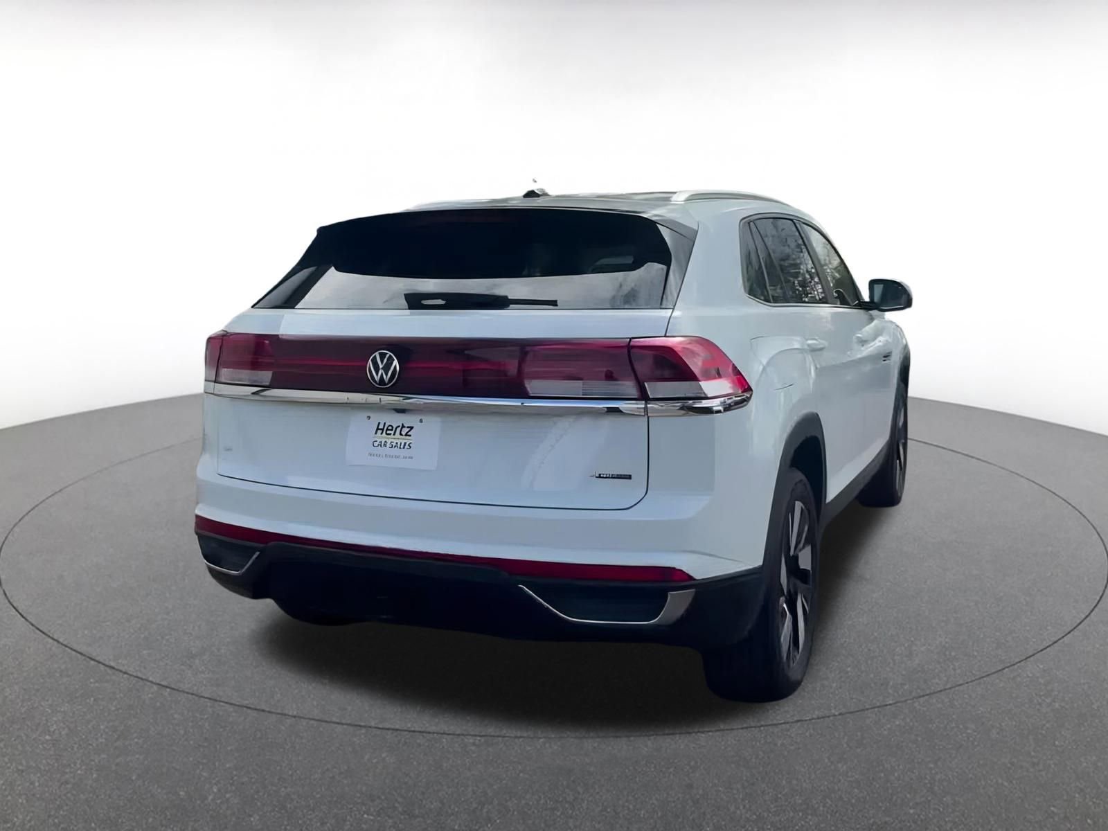 Used 2025 Volkswagen Atlas Cross Sport SE image 14