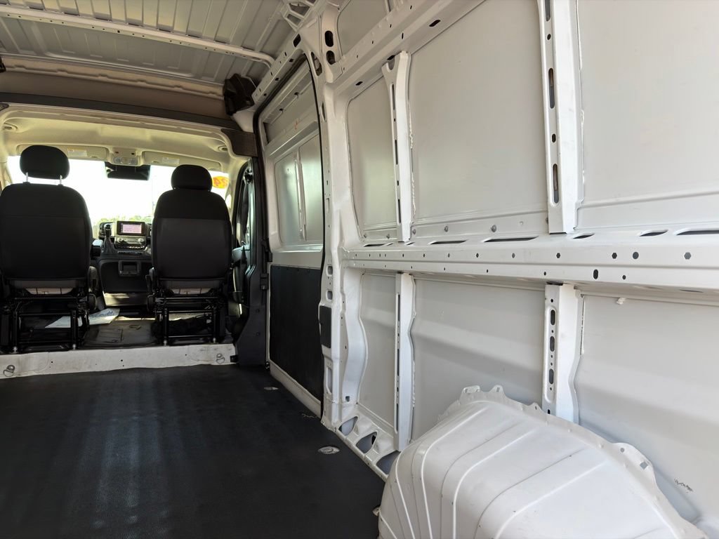 Used 2024 RAM ProMaster 2500 w/ Convenience Group FWD image 30