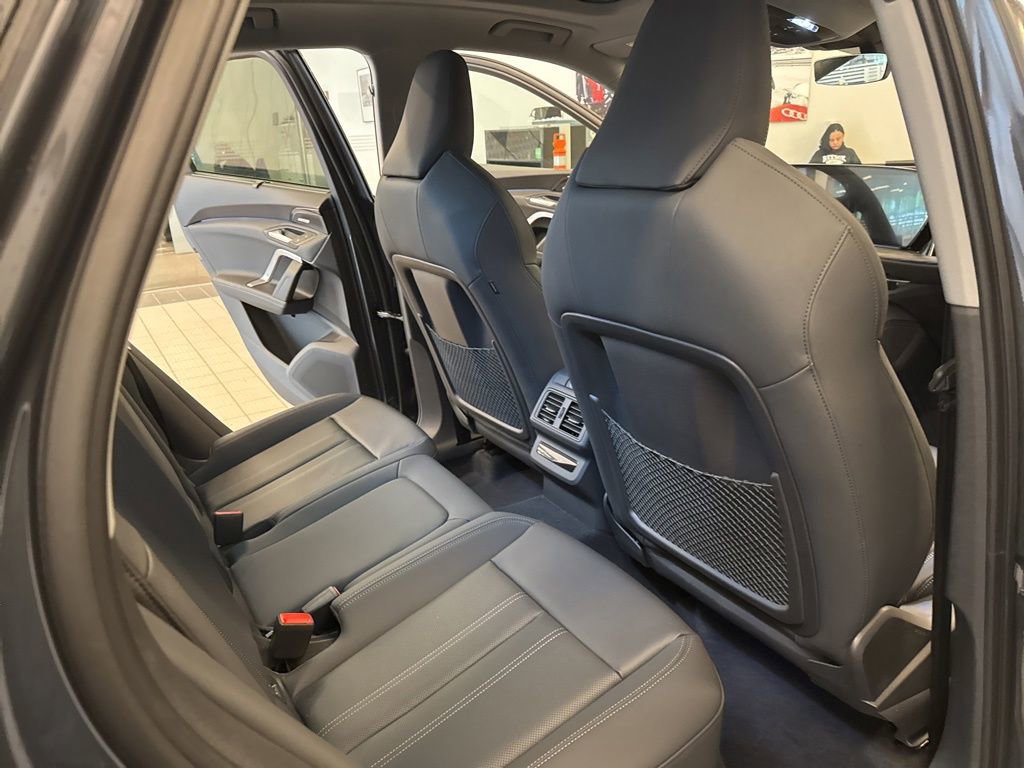 New 2025 Audi Q5 Premium Plus image 26